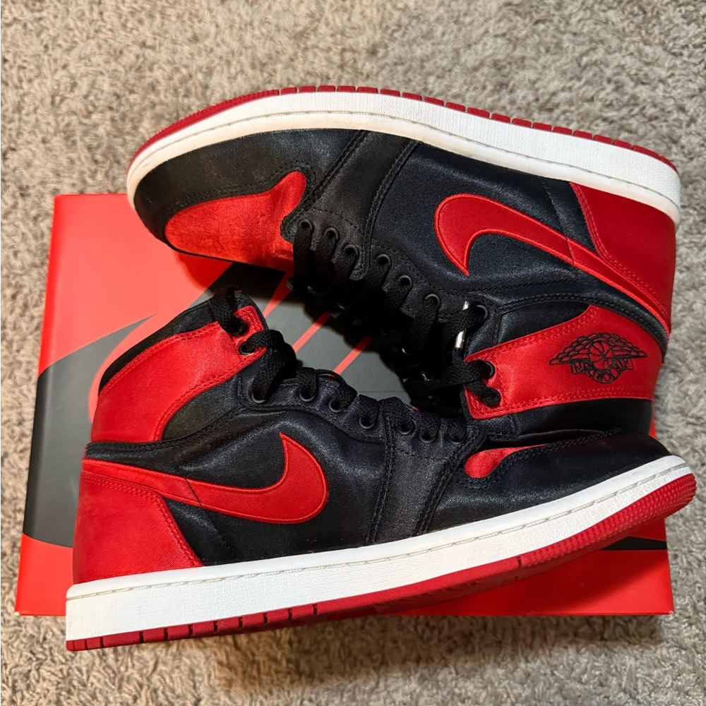 Women’s Air Jordan 1 Retro High OG “Satin Bred”